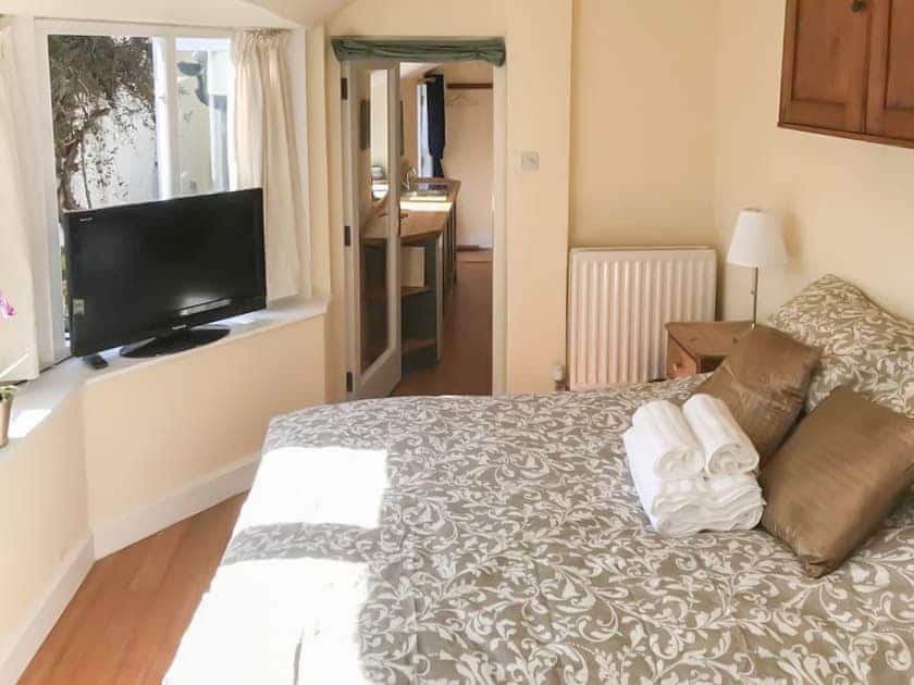 Bedroom Lyme Clifftop Hideaway